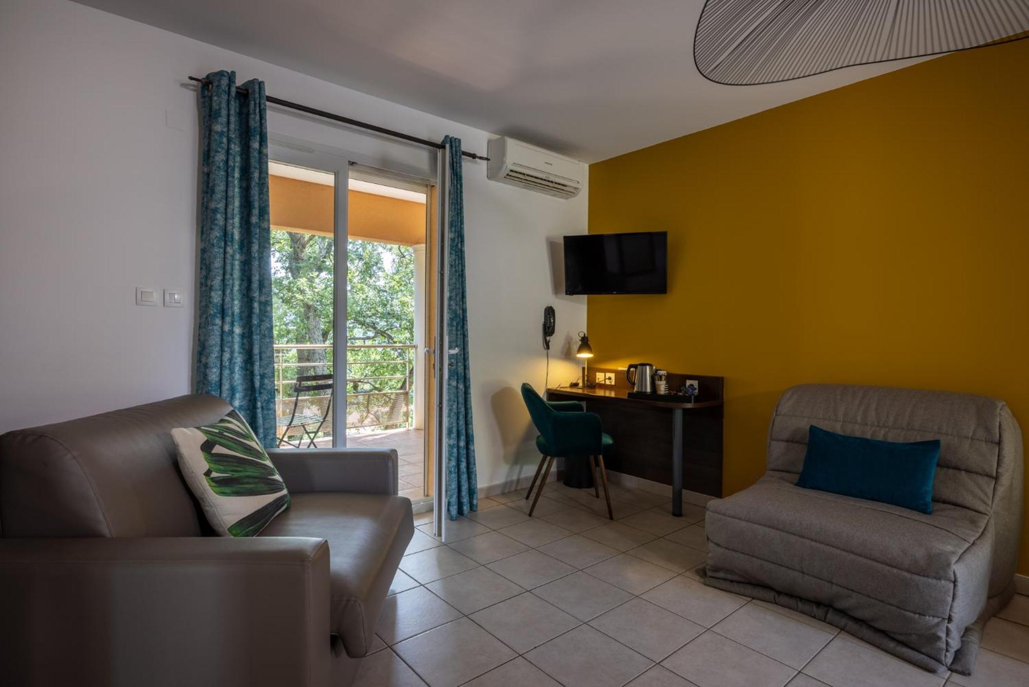 The Originals City, Hotel Cote Sud, Marseille Est Allauch Exterior photo