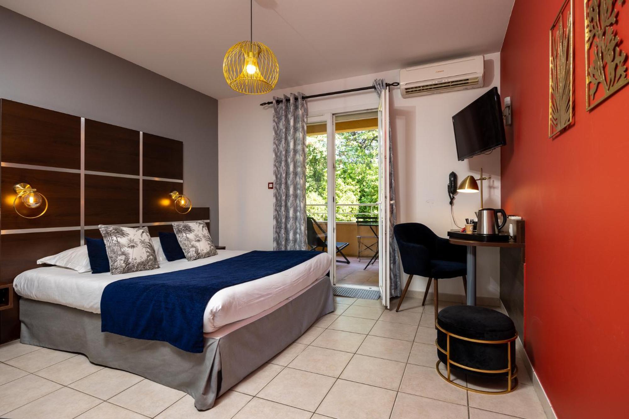 The Originals City, Hotel Cote Sud, Marseille Est Allauch Exterior photo