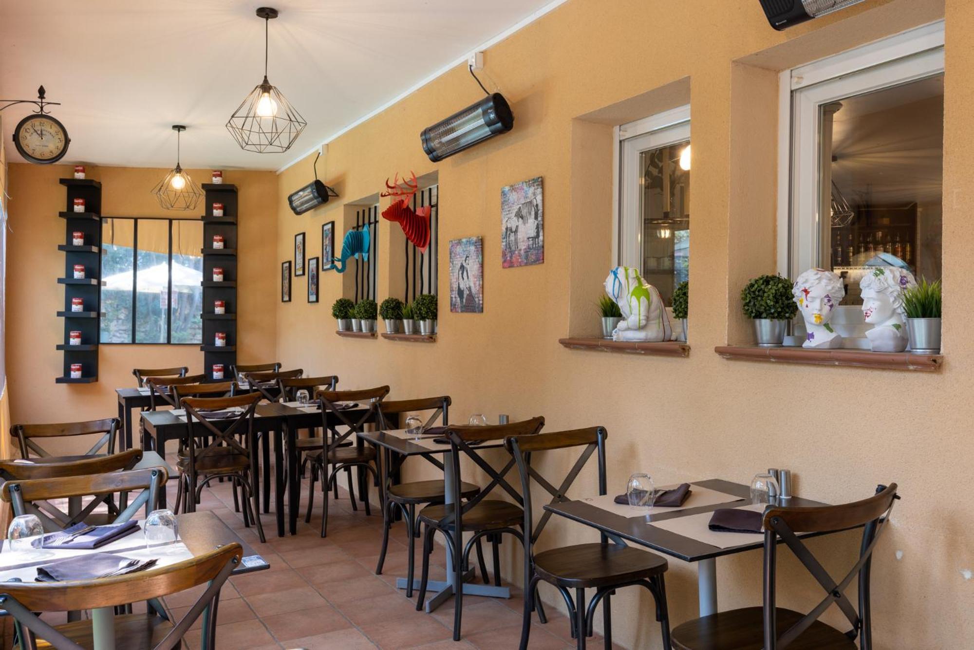 The Originals City, Hotel Cote Sud, Marseille Est Allauch Exterior photo