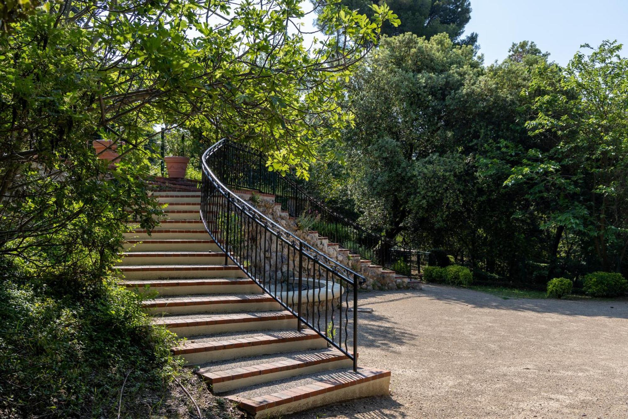 The Originals City, Hotel Cote Sud, Marseille Est Allauch Exterior photo